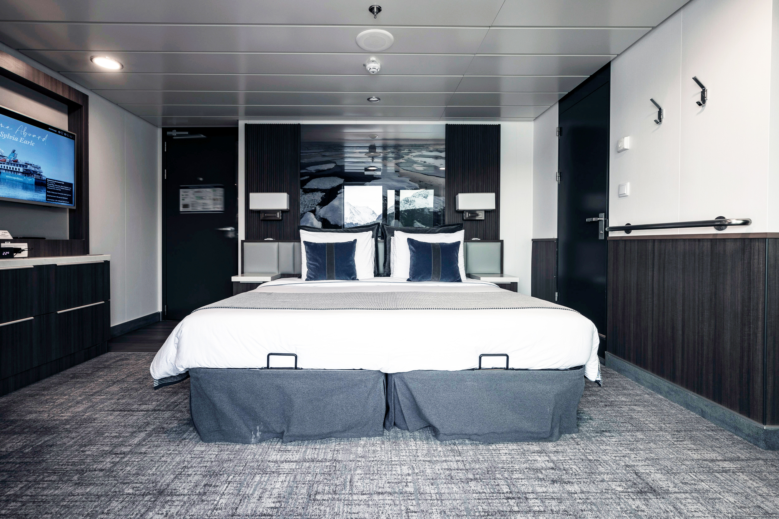 Balcony Stateroom Superior 616, Richard I’Anson