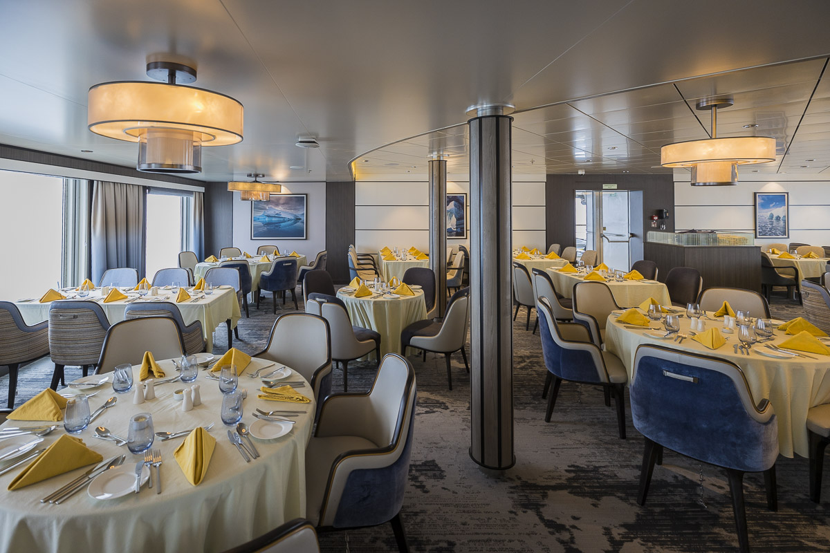 Dining Room, Sylvia Earle, Richard I’Anson-2