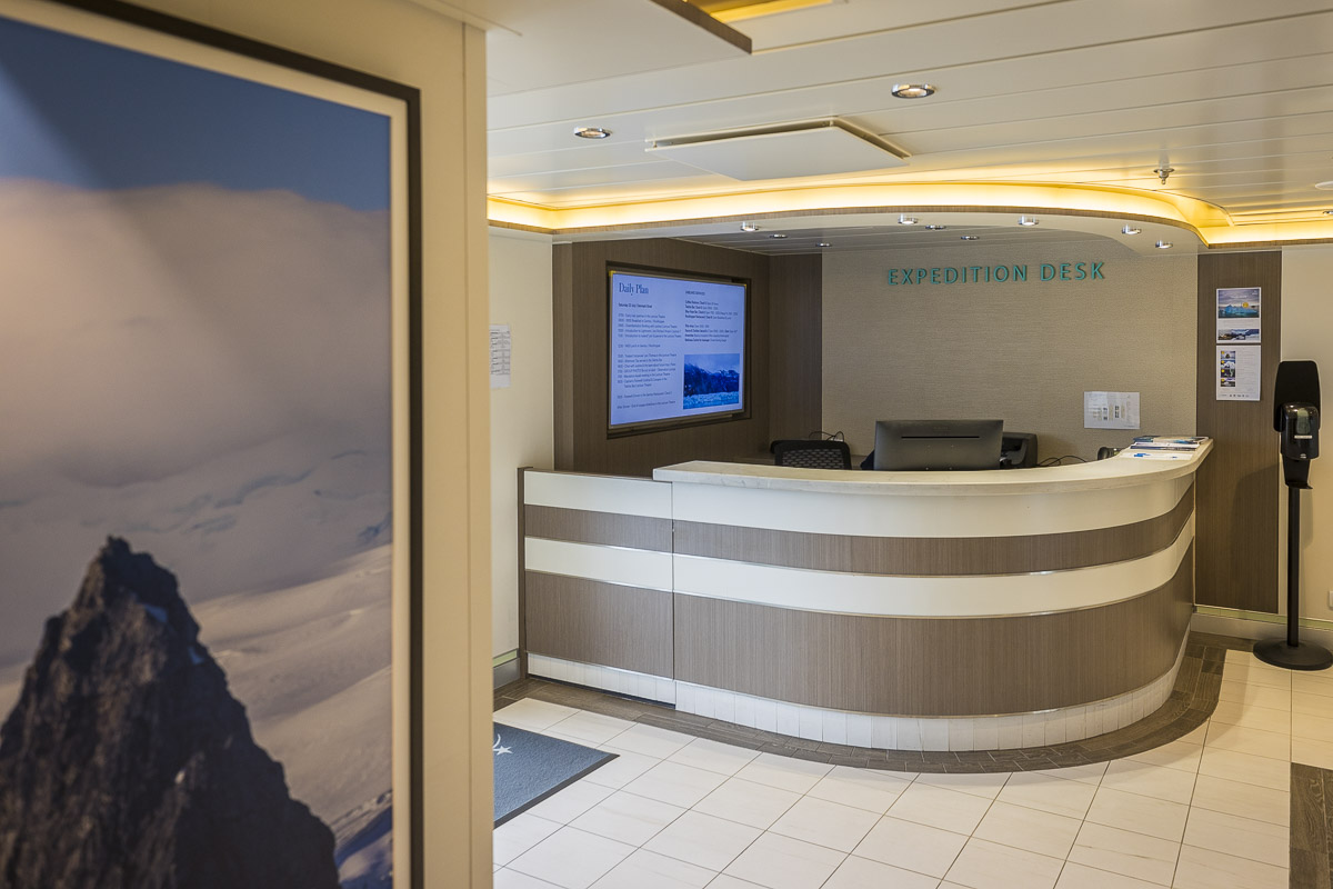 Expedition Desk, Sylvia Earle, Richard I’Anson-1