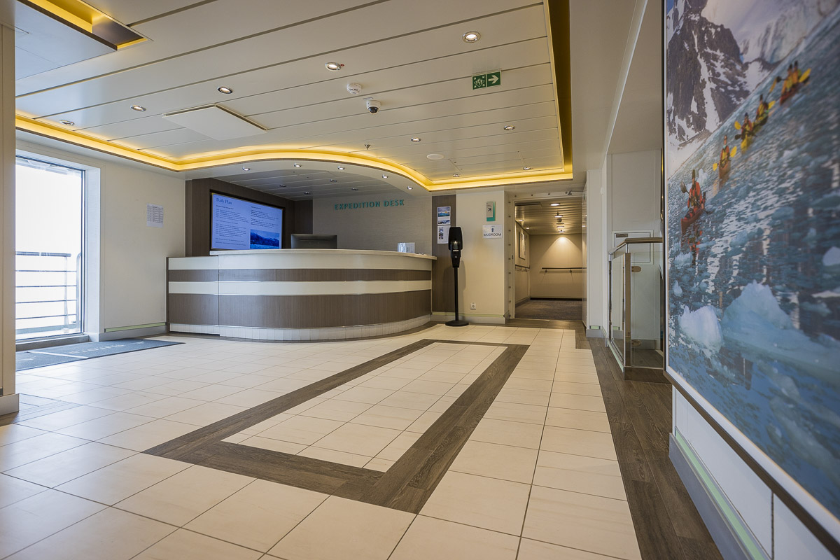 Expedition Desk, Sylvia Earle, Richard I’Anson