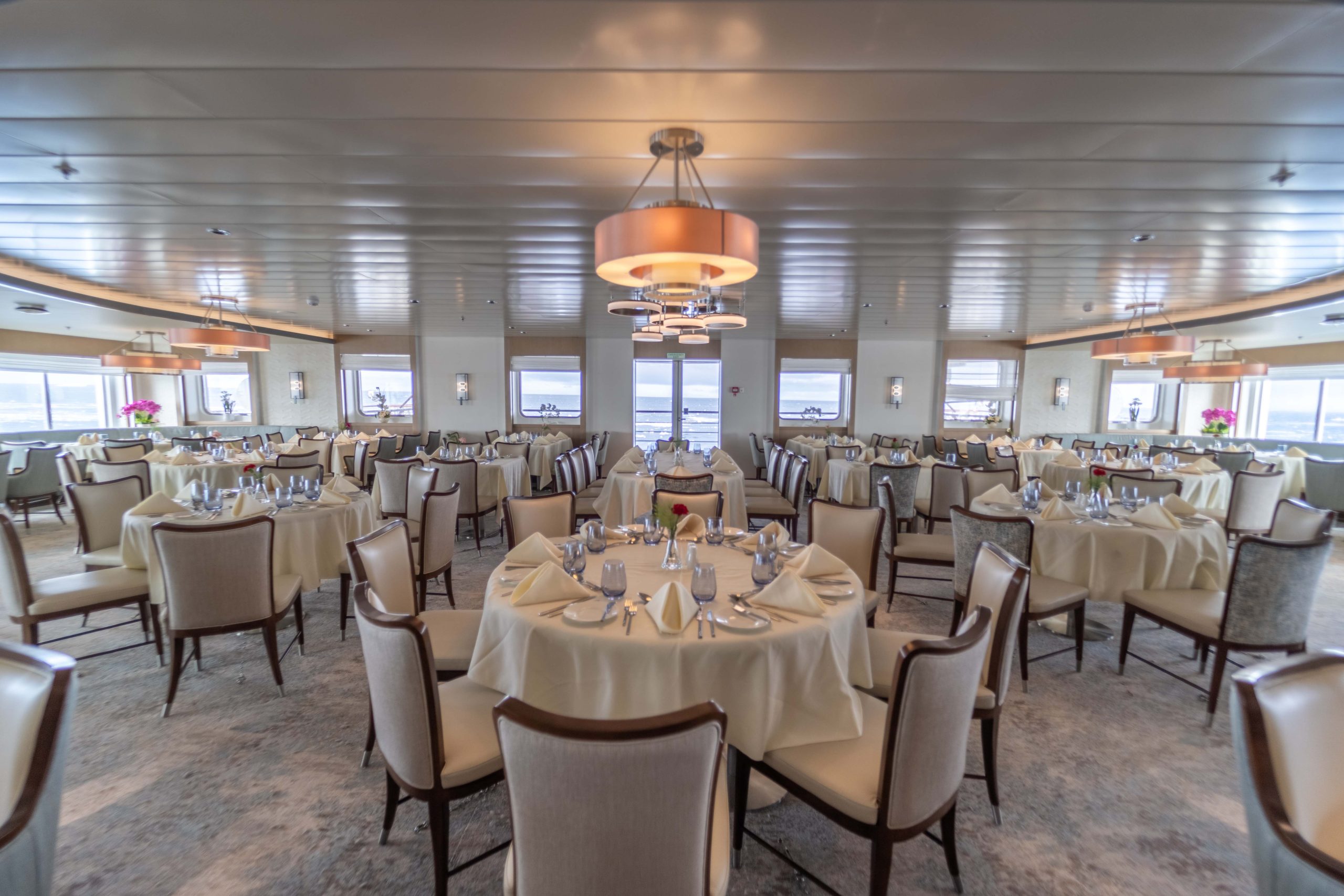 Greg Mortimer – Dining