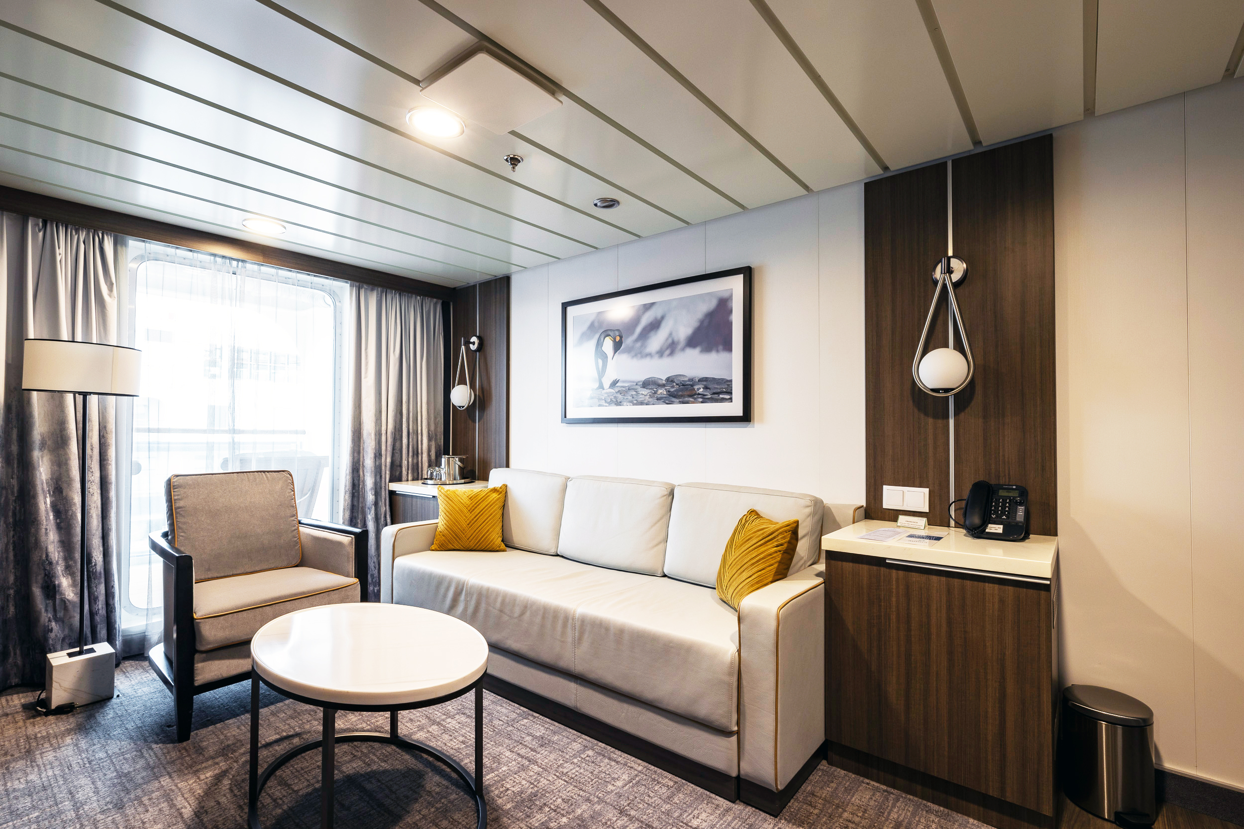 Junior Suite 705, Richard I’Anson