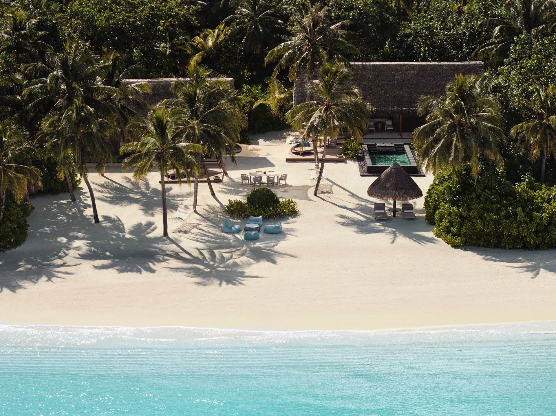 One&Only_ReethiRah_Accommodation_TwoVillaResidence_Outdoor_Beach