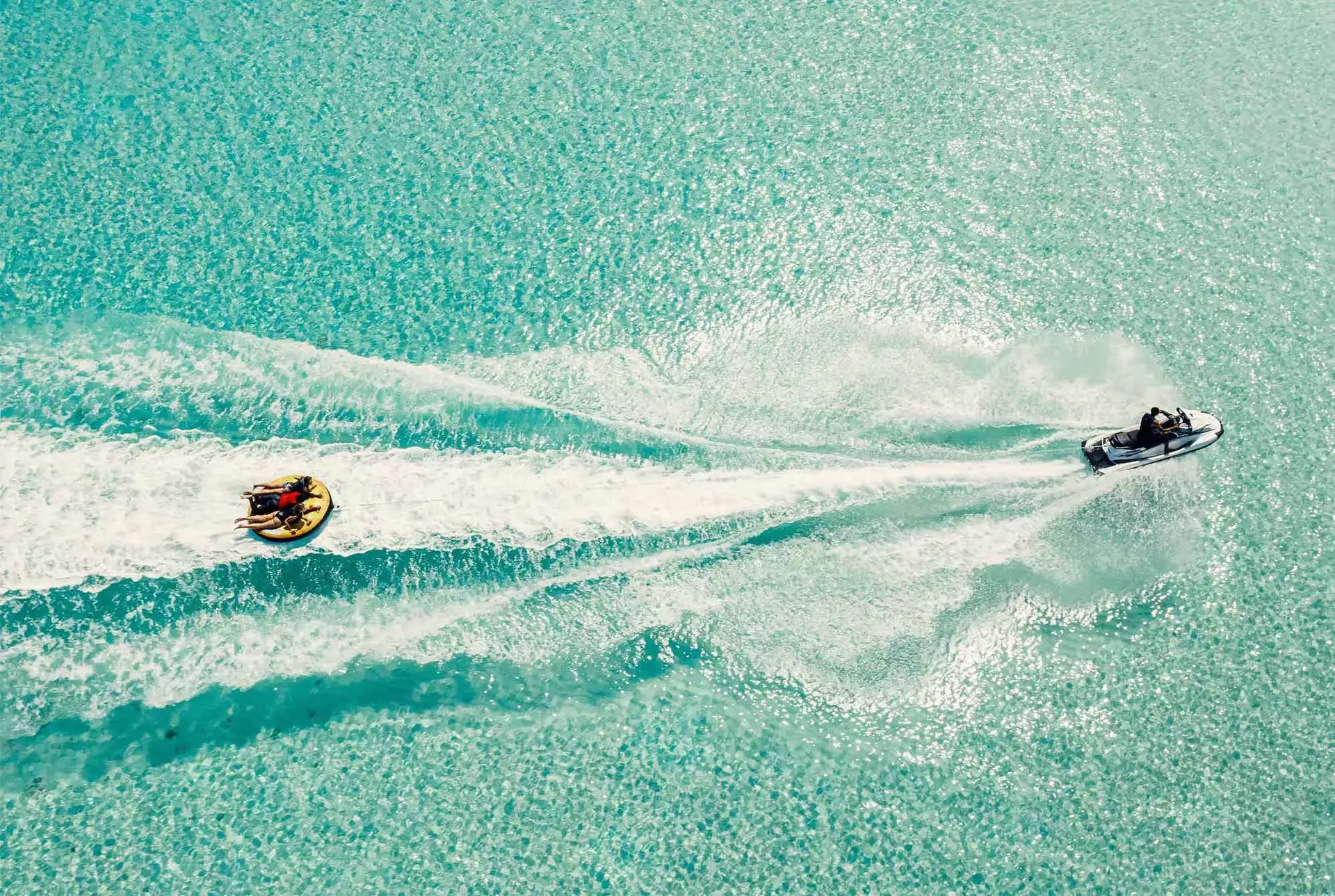 oorr-beach-sea-watersports-boat-play-2