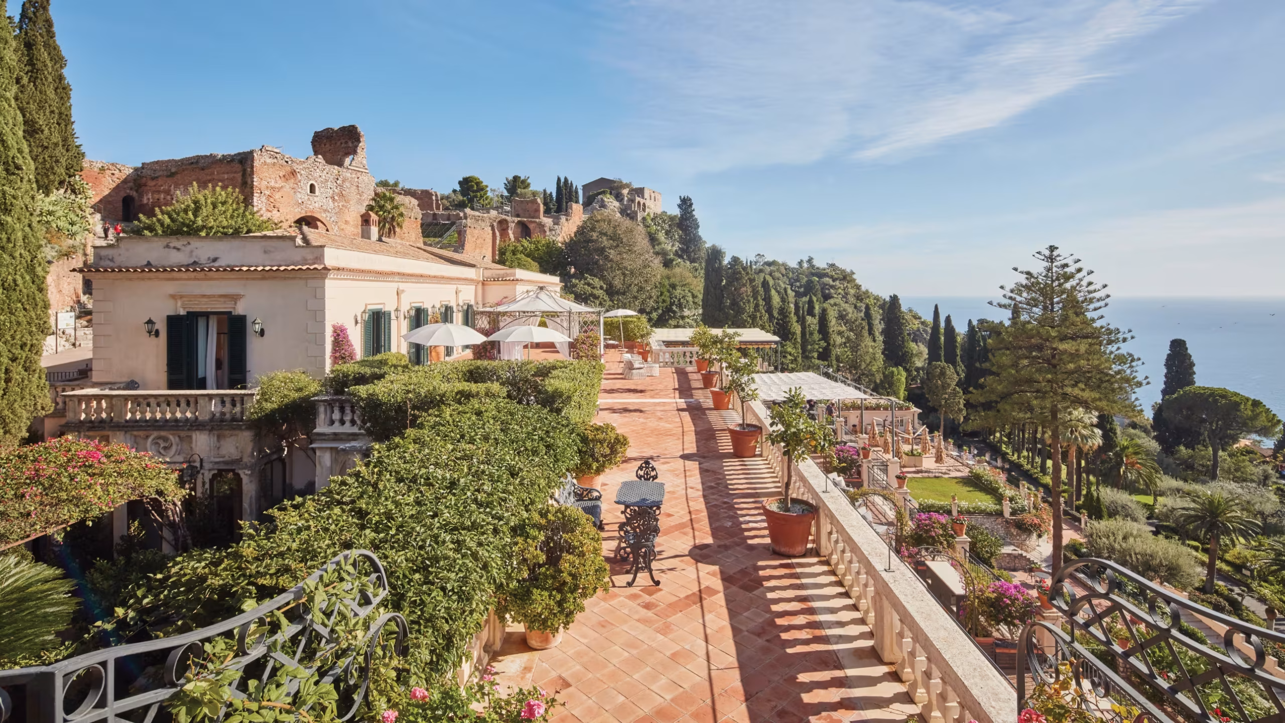 ght-acc-exterior-suite-presidential-suite-terrace03