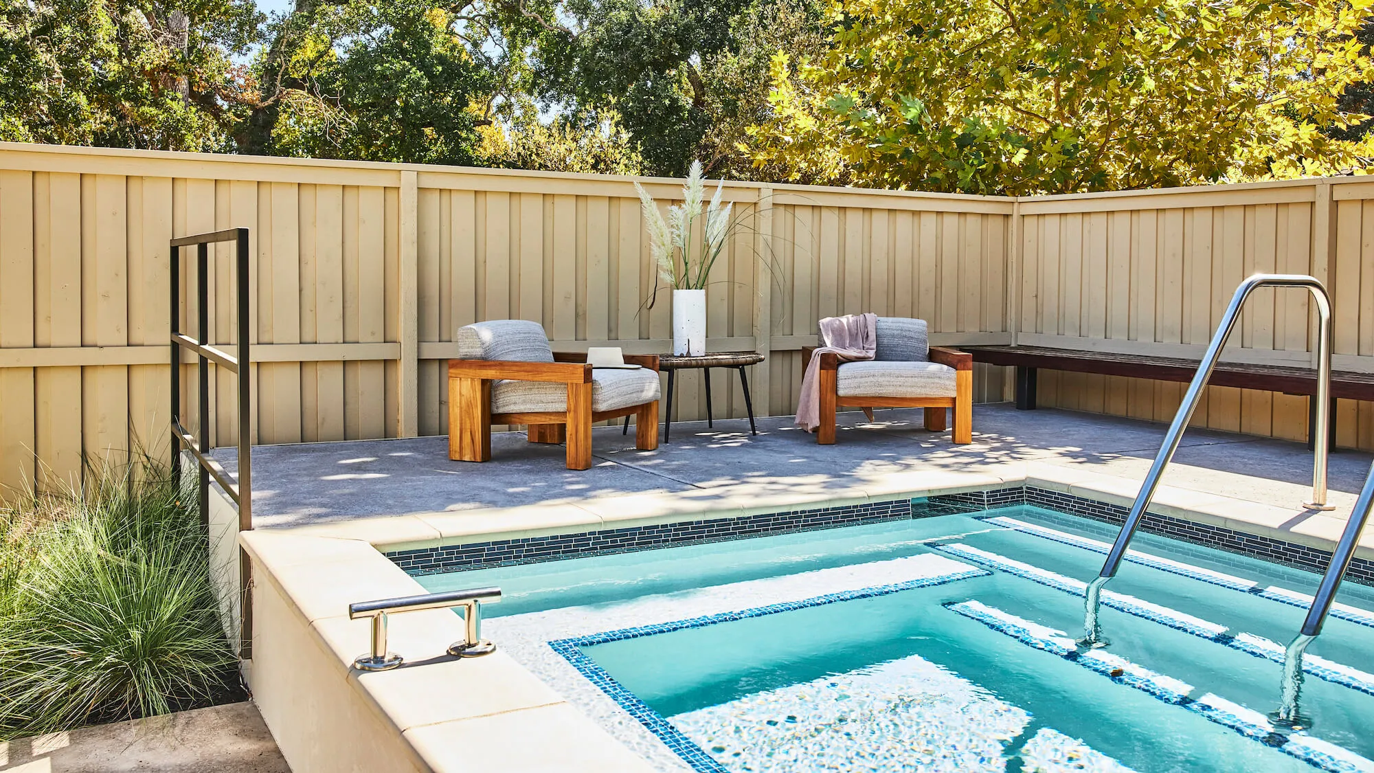 sol-resort-gallery-accommodations-plungepool