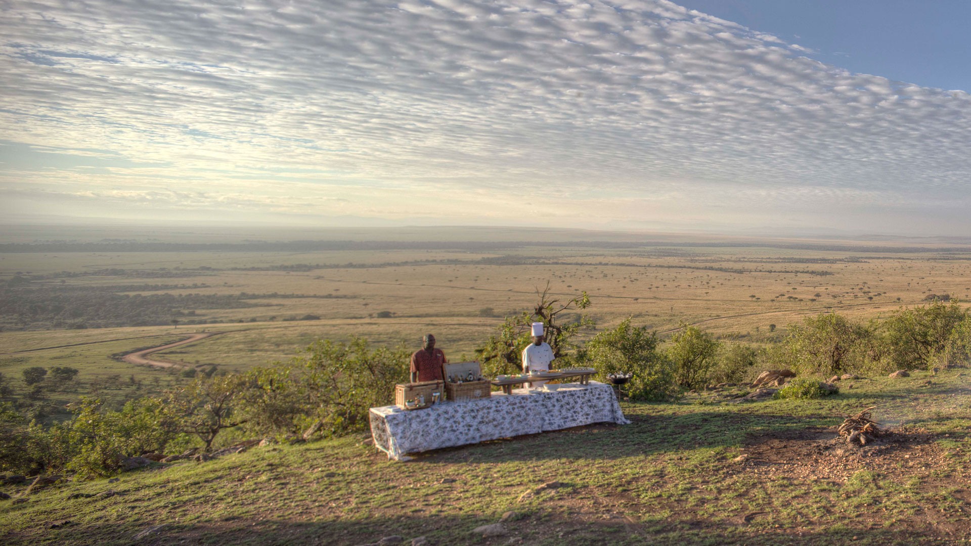 sundowners-on-the-escarpment-masai-mara