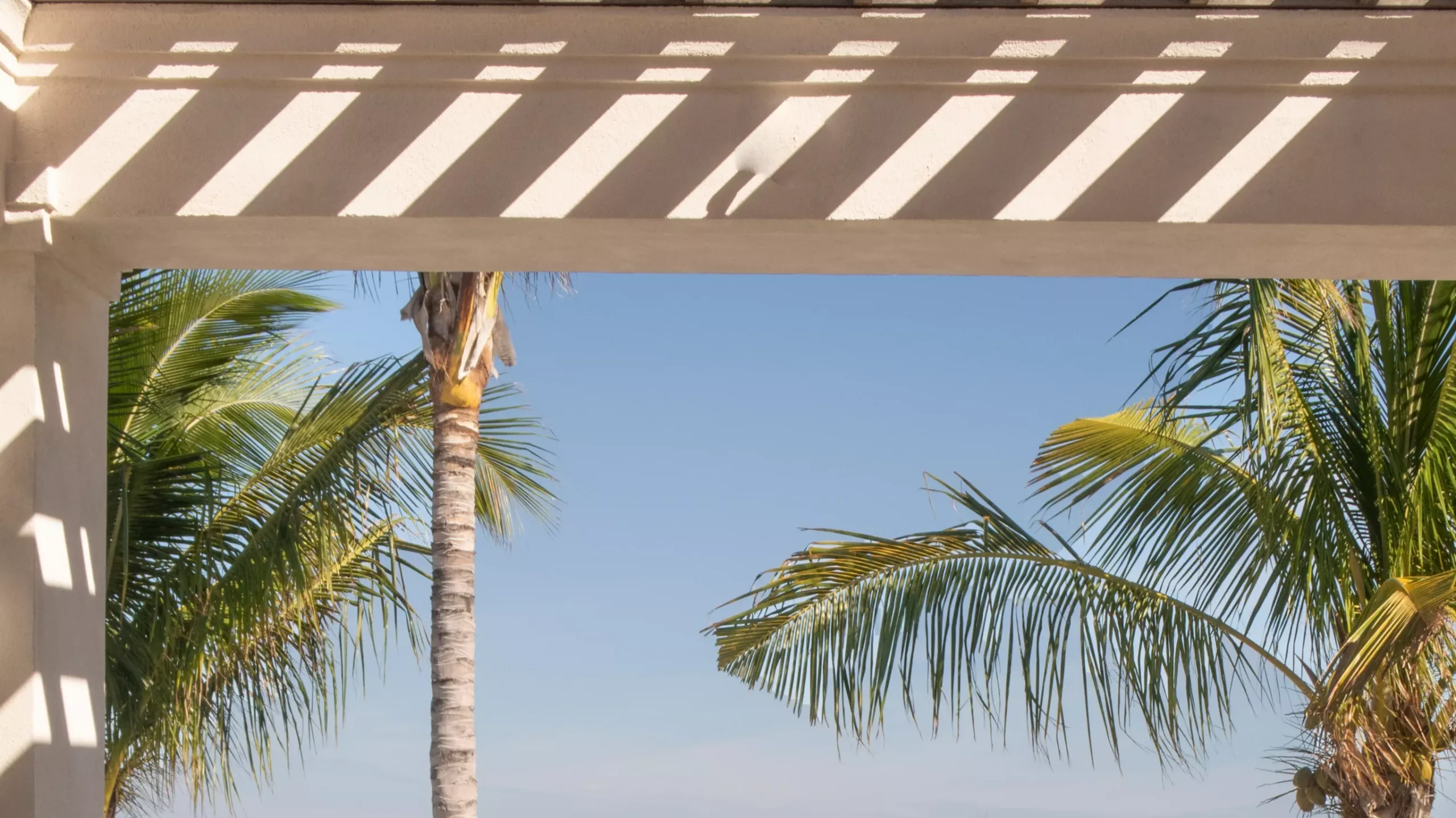 Six Bedroom Villa Breakfast Terrace_WIDE-LARGE-16-9