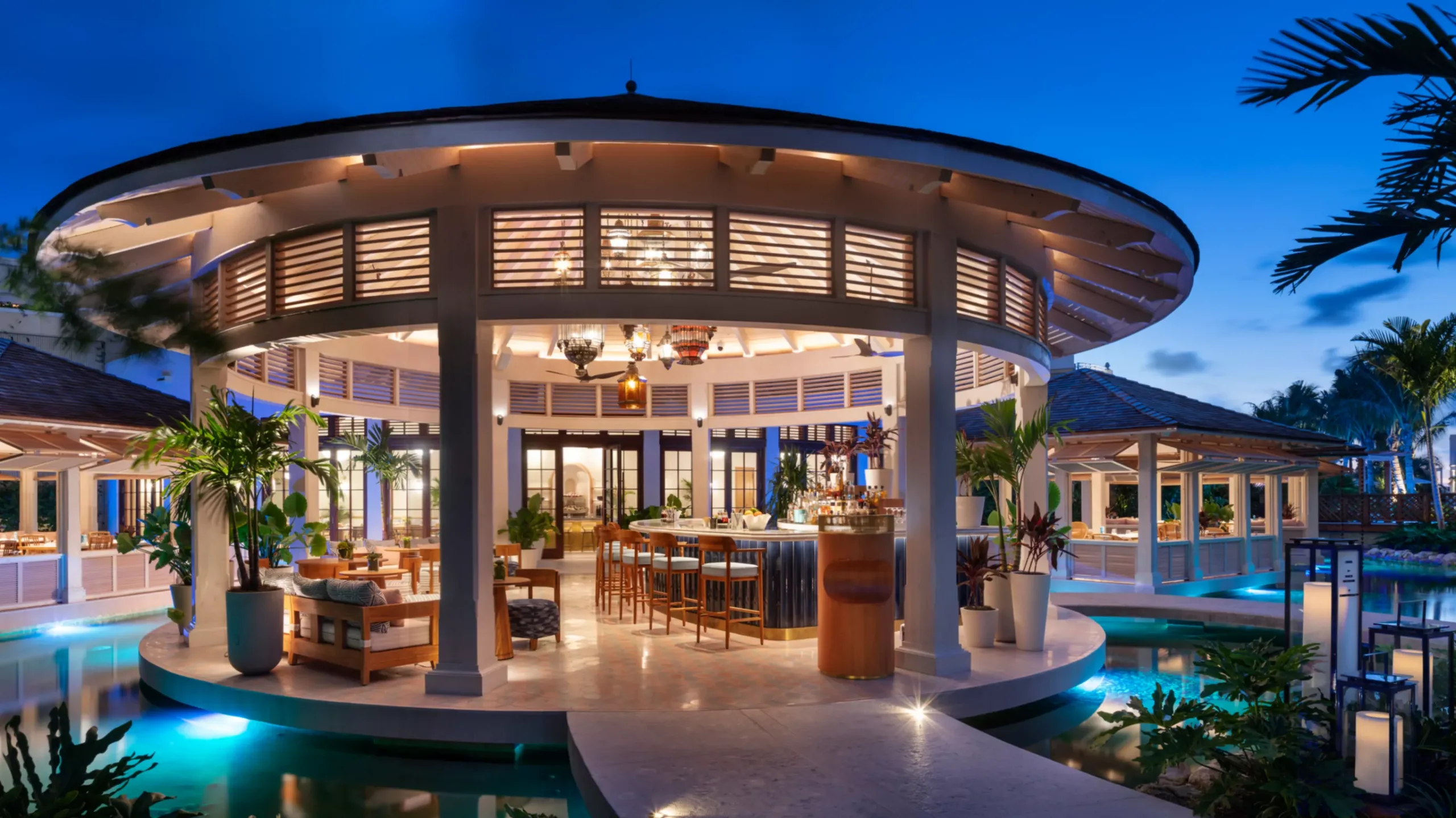 bhm-99166874-costa-exterior-2_WIDE-LARGE-16-9