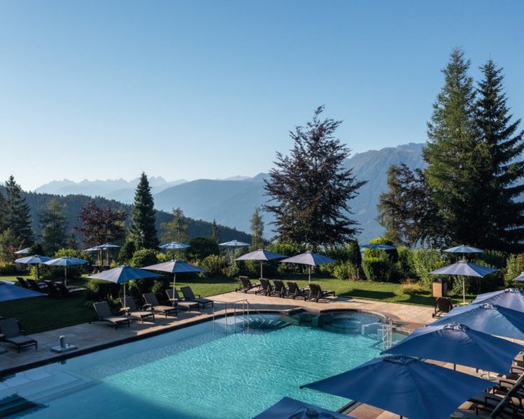 csm_Aussenpool_Sommer_blau_3_komprimiert_c_Interalpen-Hotel_Tyrol_8b427fb873