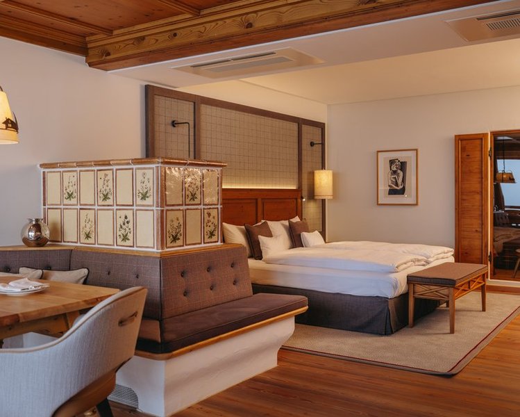 csm_Doppelzimmer_Deluxe_neu_3_komprimiert_c_Interalpen-Hotel_Tyrol_c78670a0af