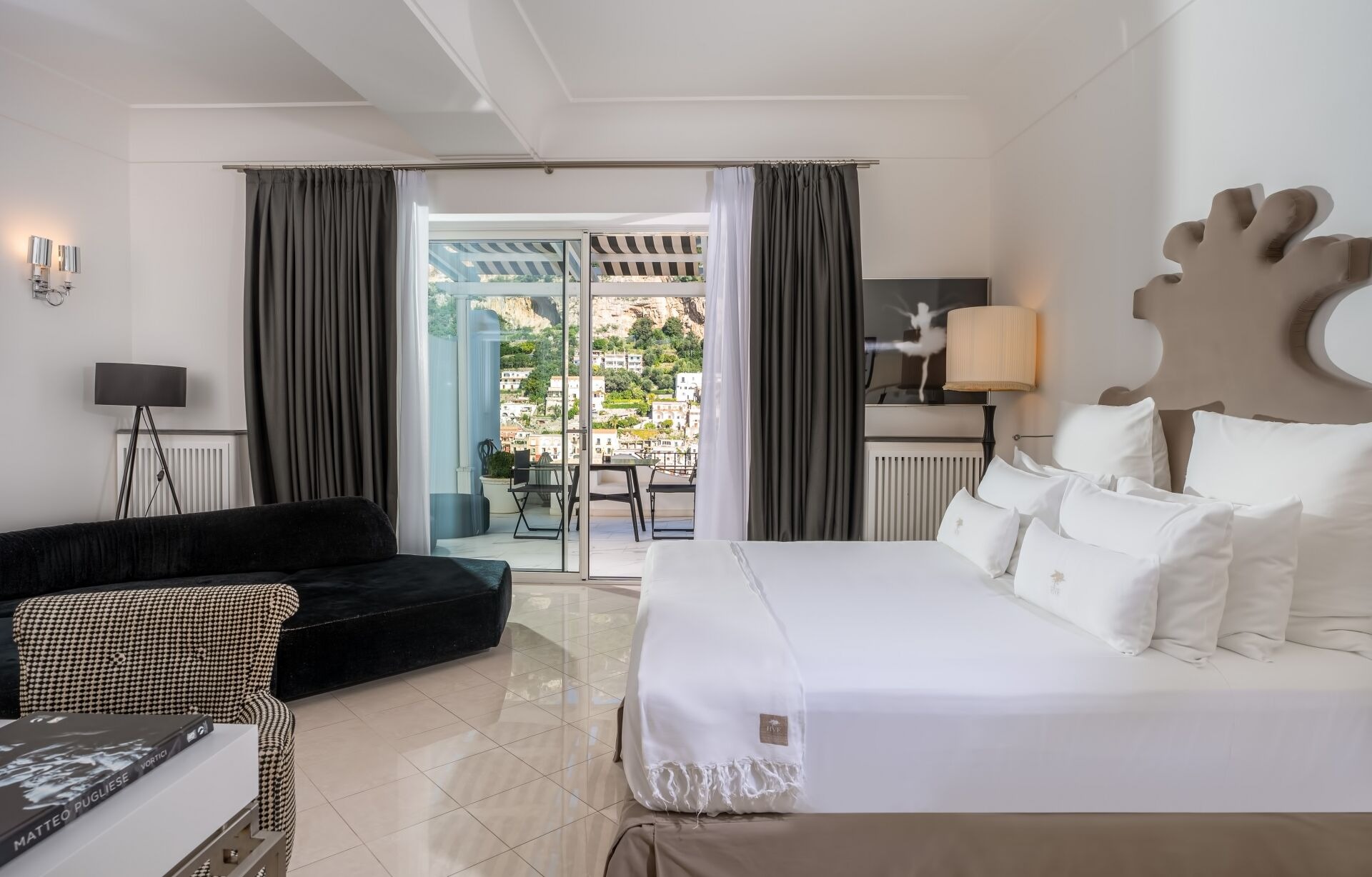 imgi_122_img-561-orig