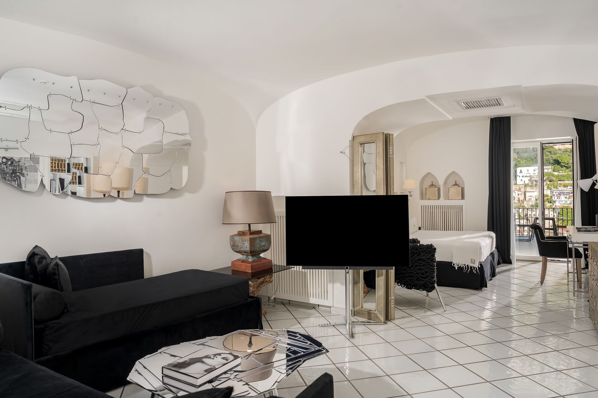 imgi_123_img-562-orig