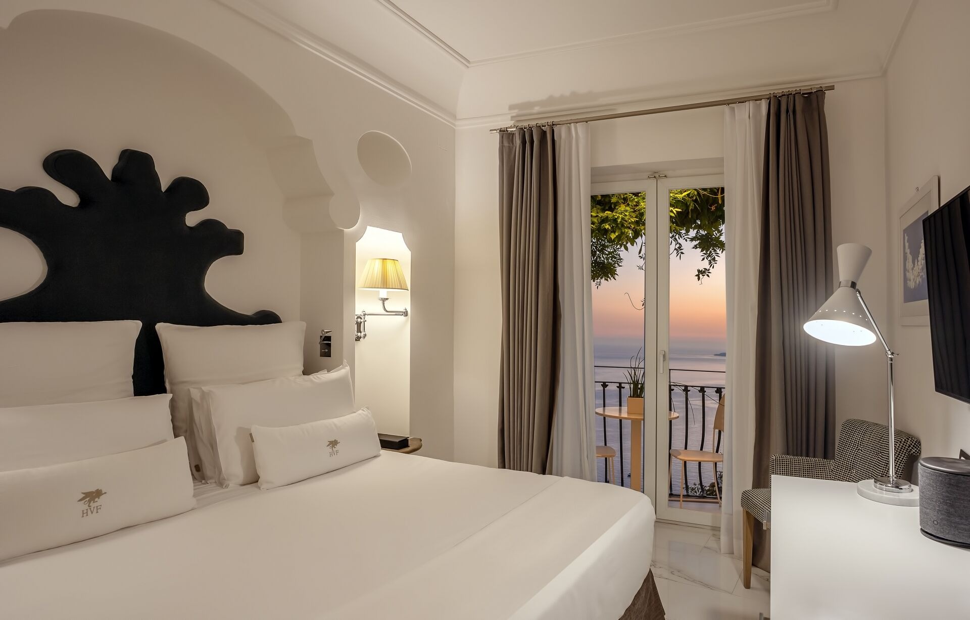 imgi_129_img-568-orig