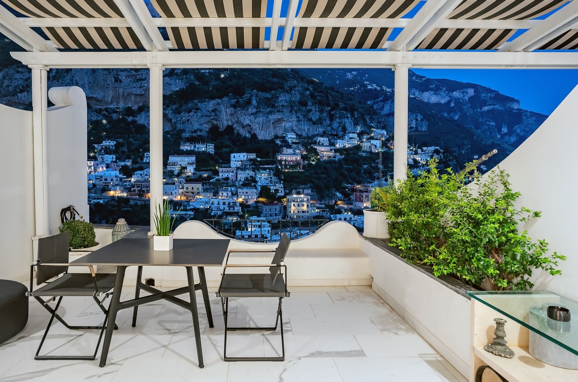 imgi_144_img-590-orig