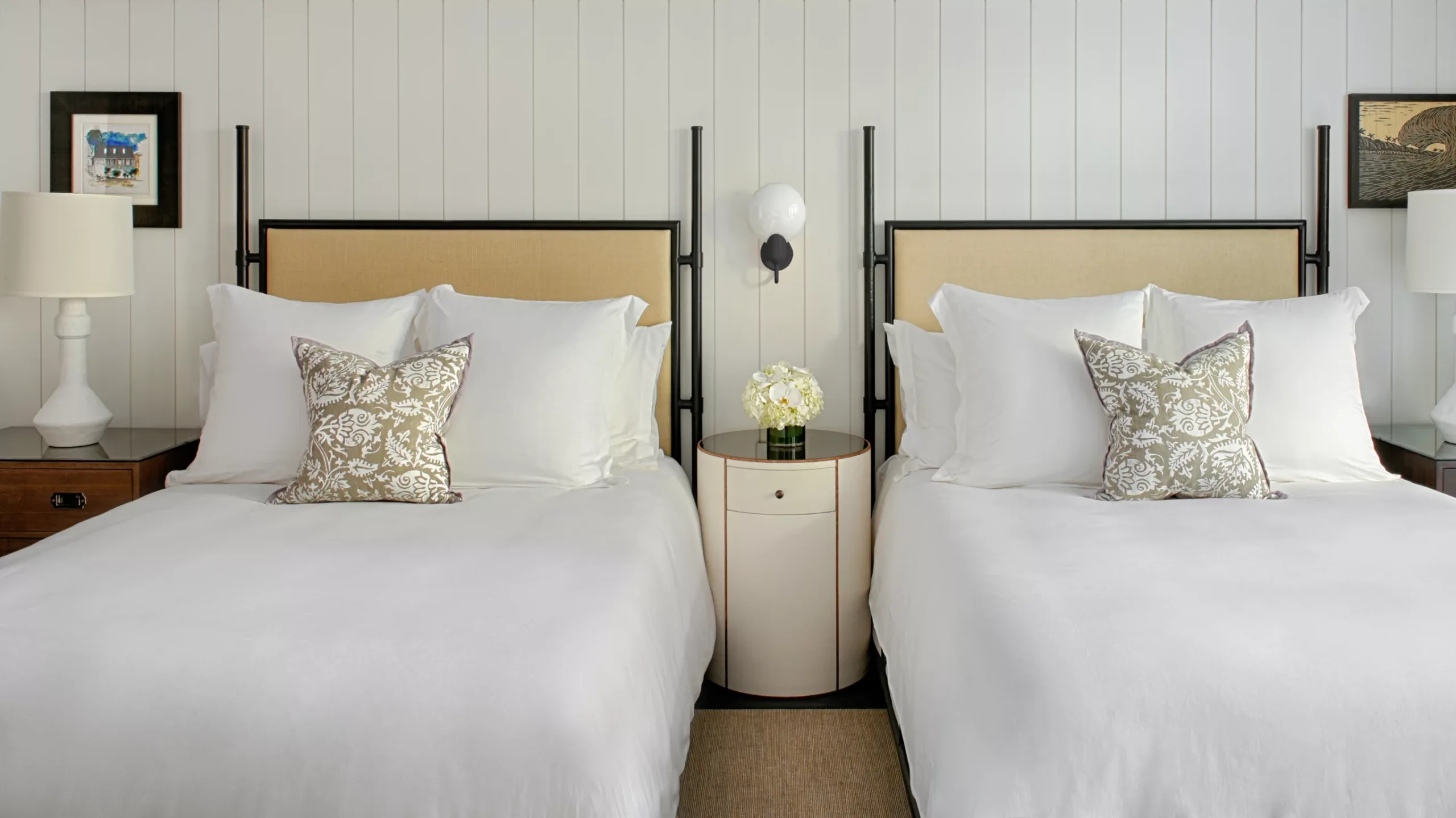 queen-room-bed-detail_WIDE-LARGE-16-9